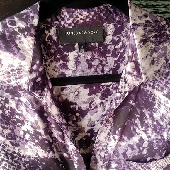 Jones New York Animal Print Blouse - Picture 3 of 9